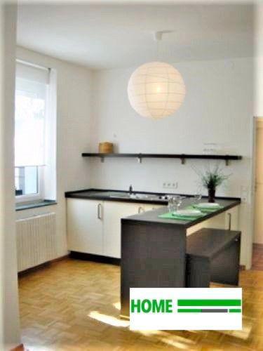 Apartment E - Quiet Business One Bedroom For 3 Guests